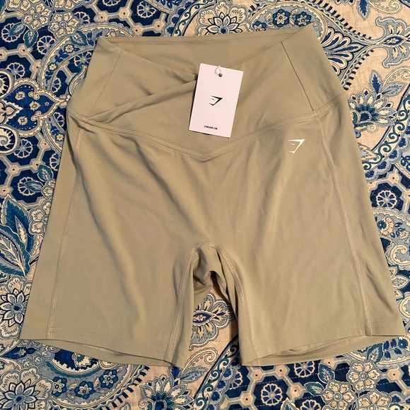 Gymshark Pants - Gymshark Crossover Athletic Shorts